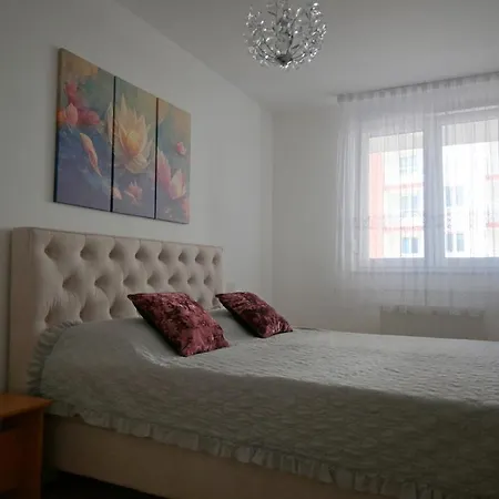 Set Apartment